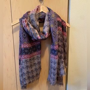 NWT Halogen scarf